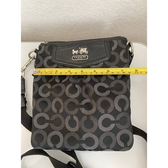 Coach MADISON Black Grey Op Art Stage Coach Crossbody Swingpack 43430 - Picture 16 of 16